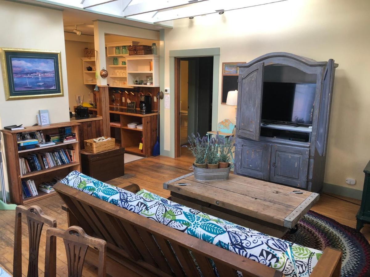 أستوريا Clementine'S Guest House & Vacation Rentals المظهر الخارجي الصورة
